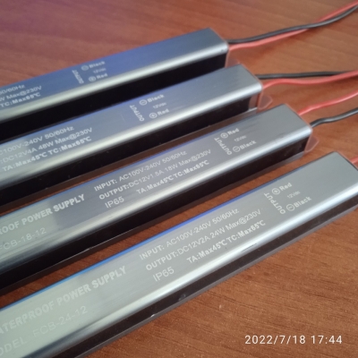 Блок - Super Slim    24 Вт.  12V    IP65    